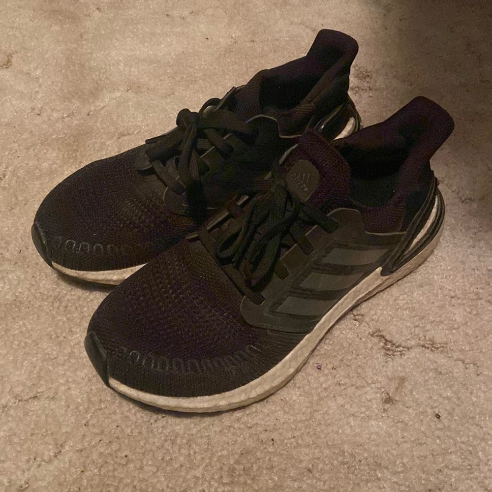 Adidas Ultraboosts! Size 7